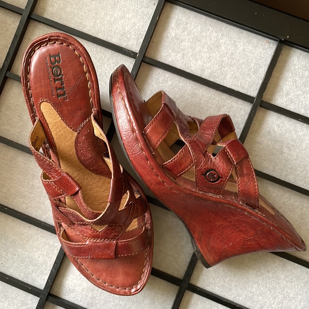 Born. Wedges